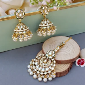 Maangtikka with Earrings